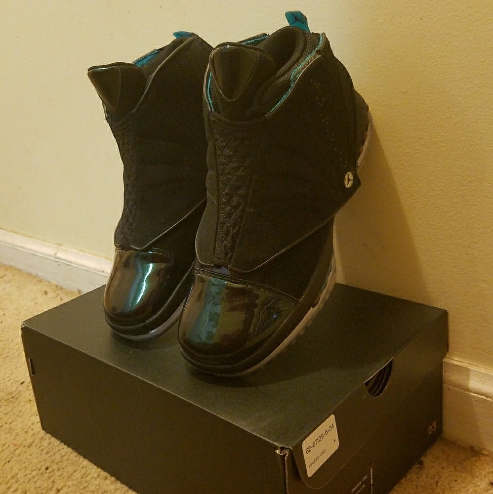 ☆SOLD☆ Air Jordan 16 CEO (Boardroom)